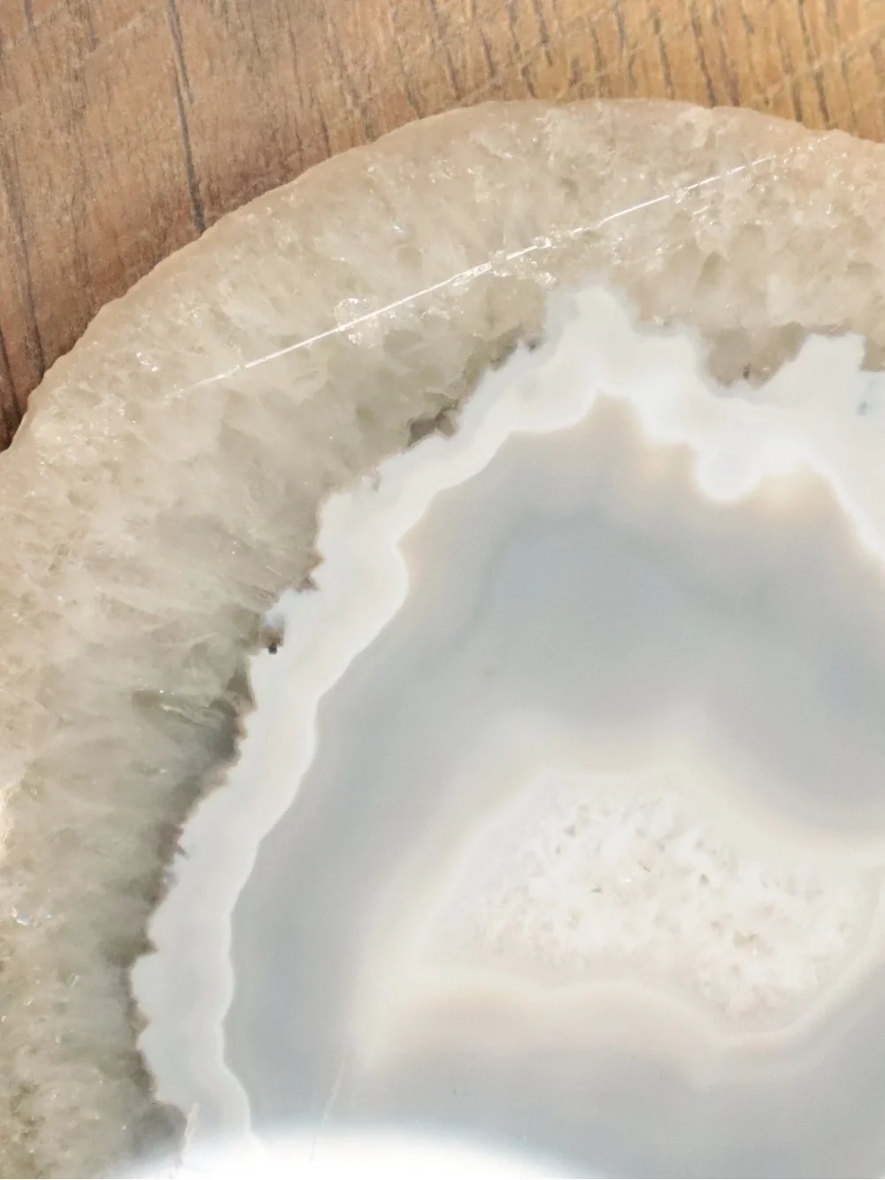 Crystal Agate Geode Display Slice 8 inches & Sun Celestial Decorative Tin⁠